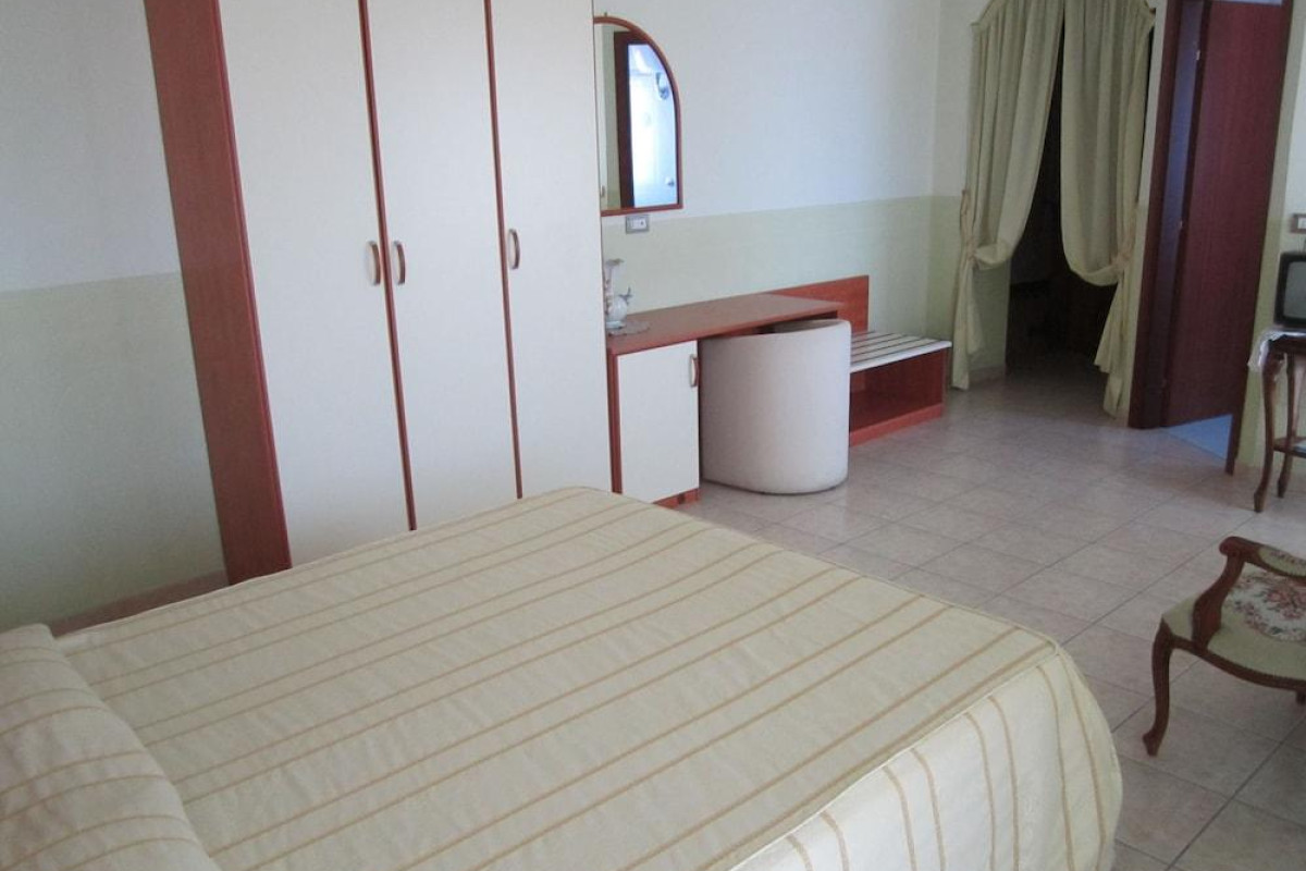 Tourist Hotel