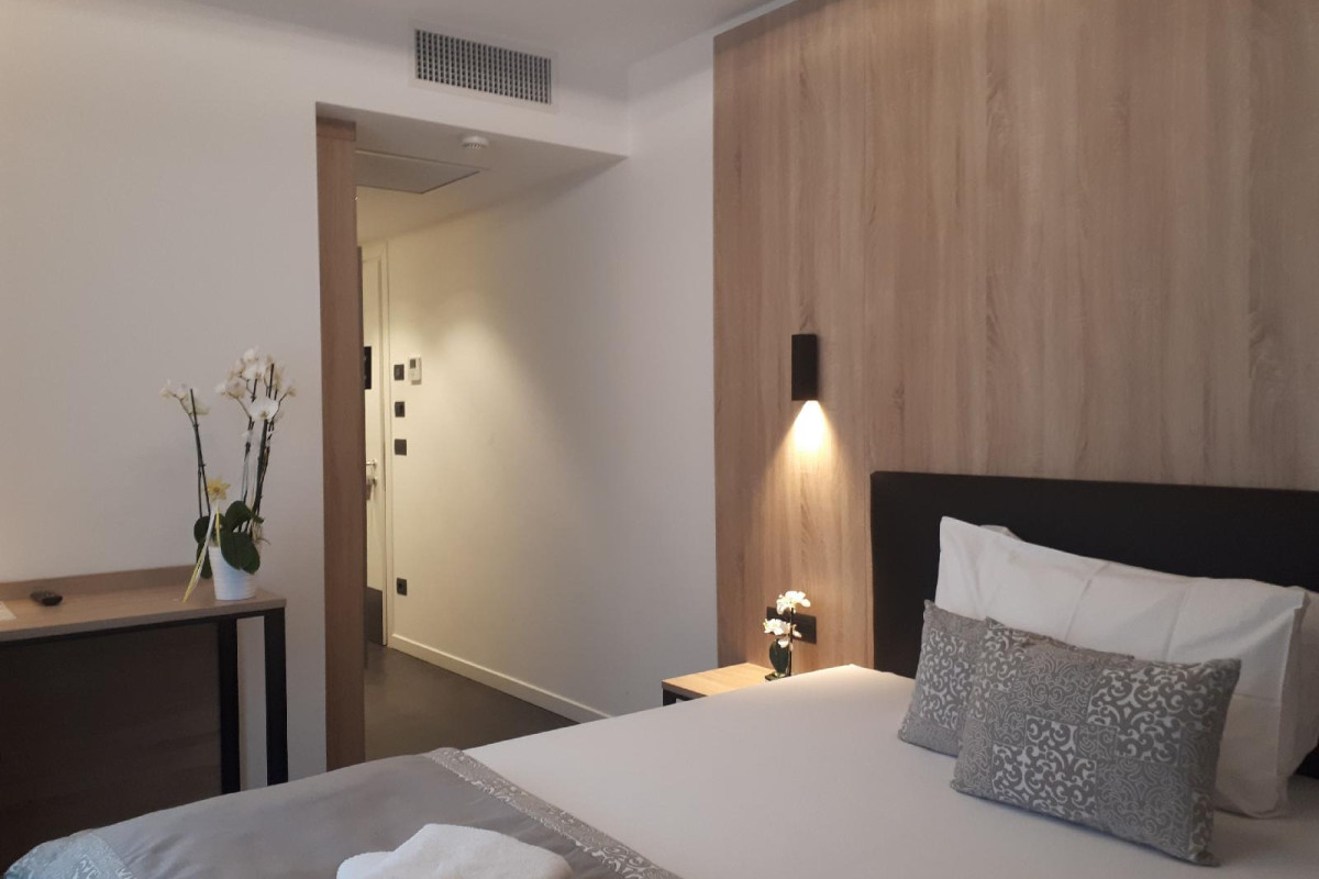 Tourist Hotel