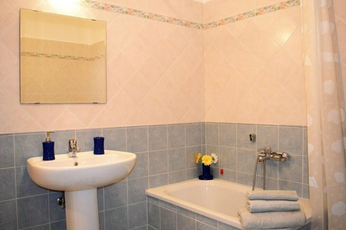 Traditional Holiday Home in Moneglia With Private Terrace