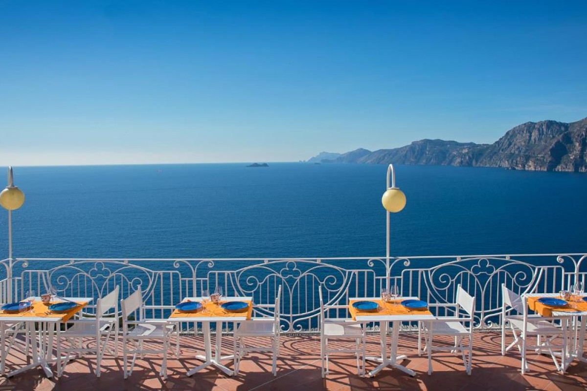 Hotel Tramonto d'Oro