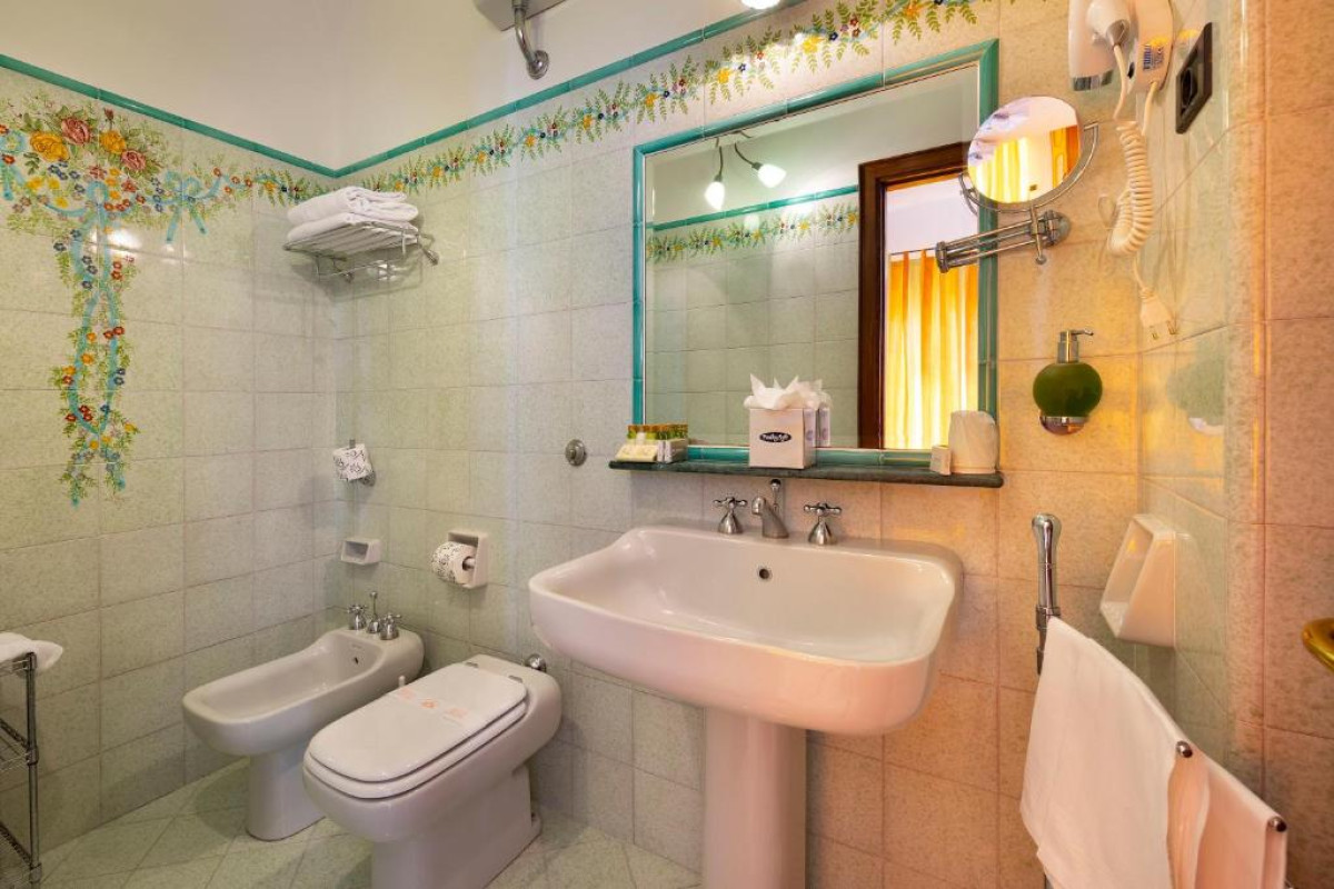 Hotel Tramonto d'Oro