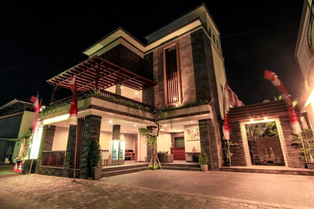 Transera Kamini Legian