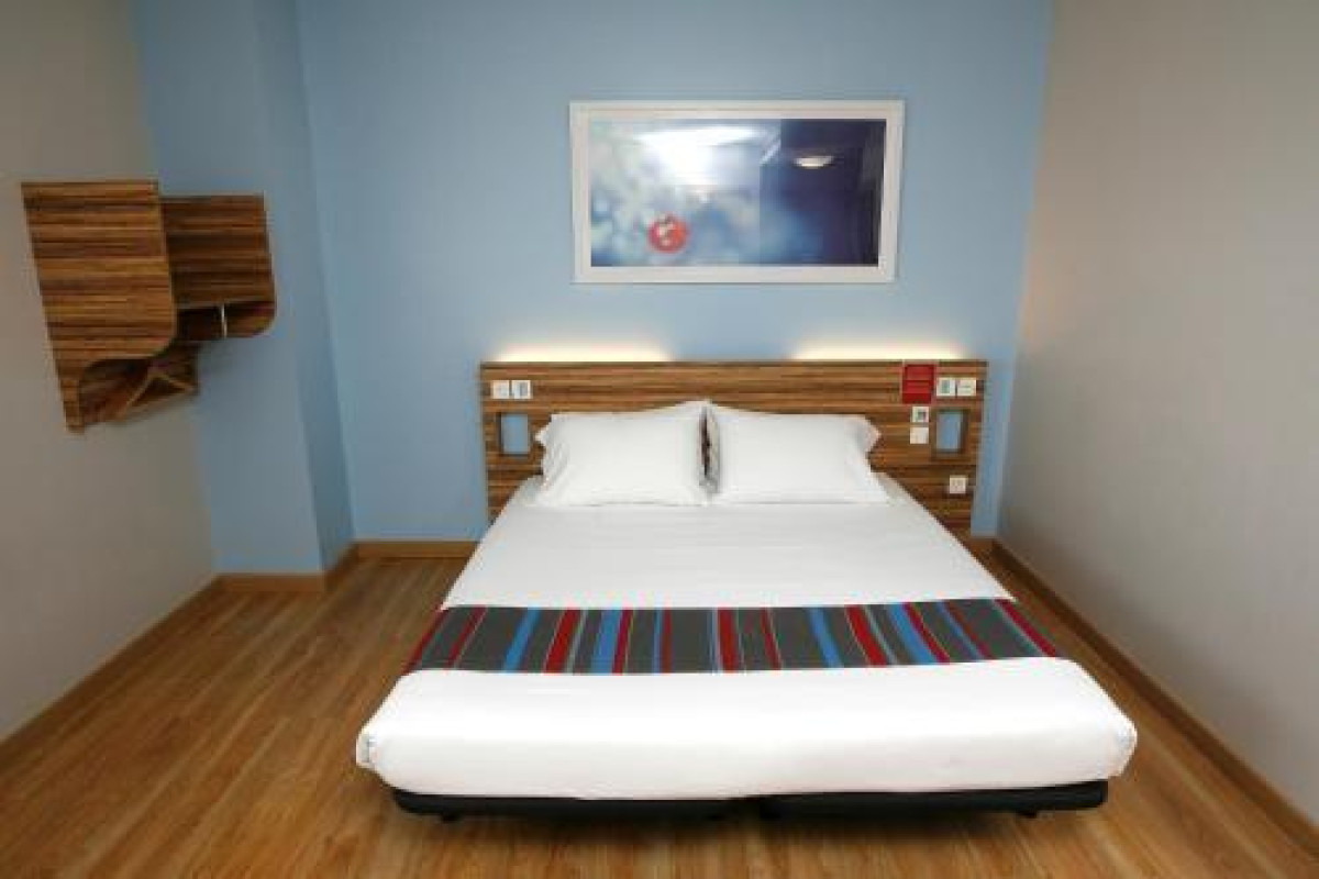 Travelodge Valencia Aeropuerto