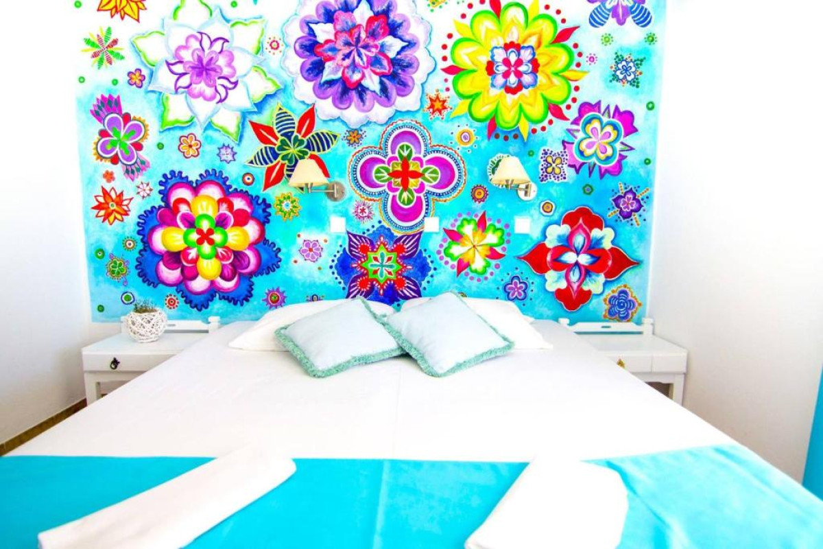 TREES ART HOTEL  SUITES