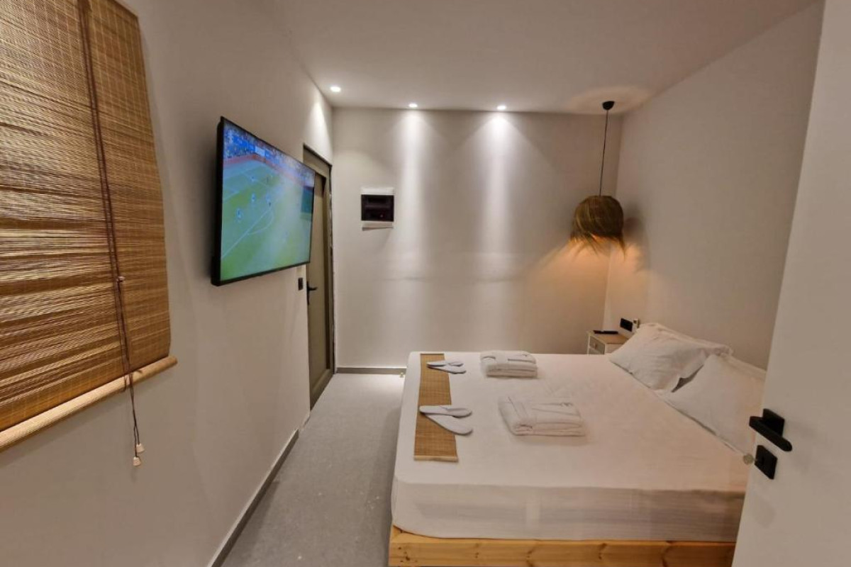 TREES ART HOTEL  SUITES