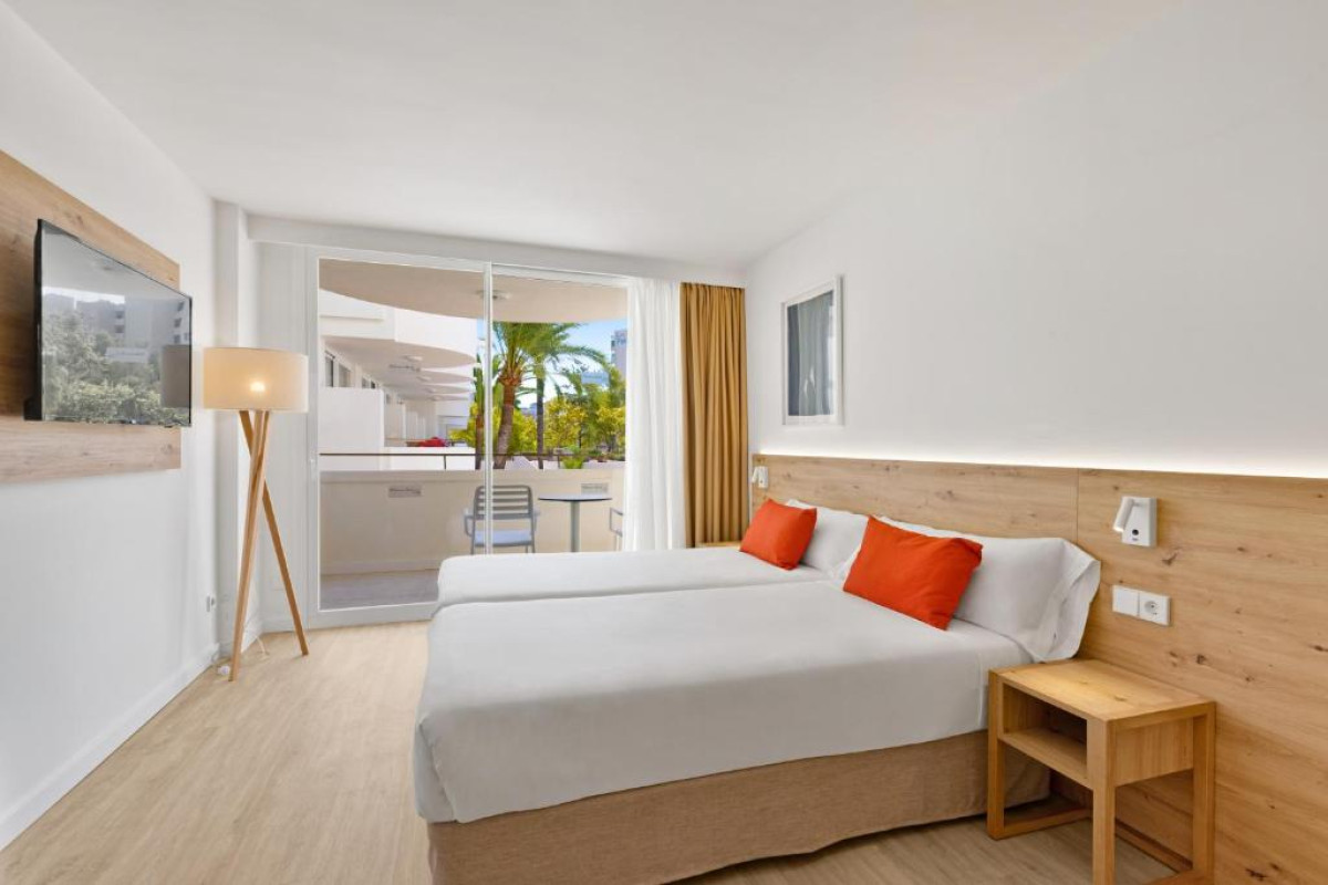 TRH Palmanova Beach Apartments