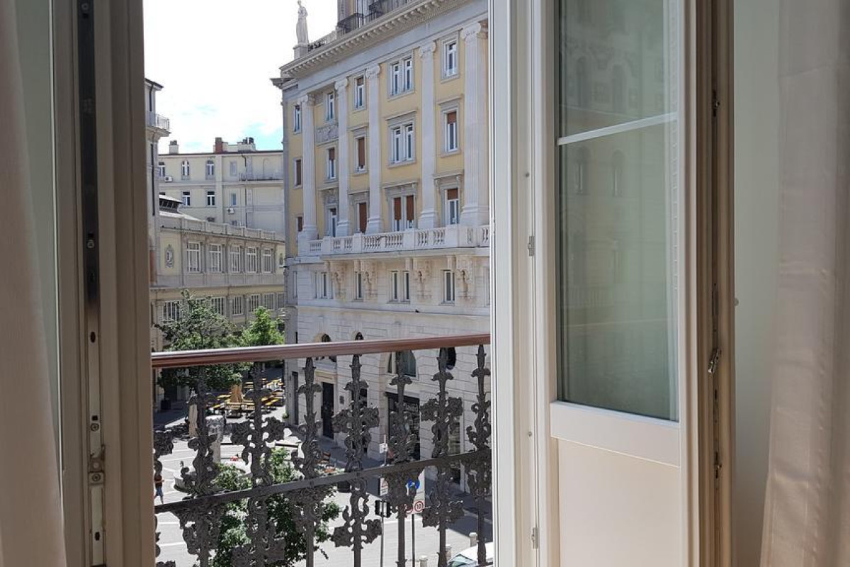 Trieste Center Rooms & Apartments