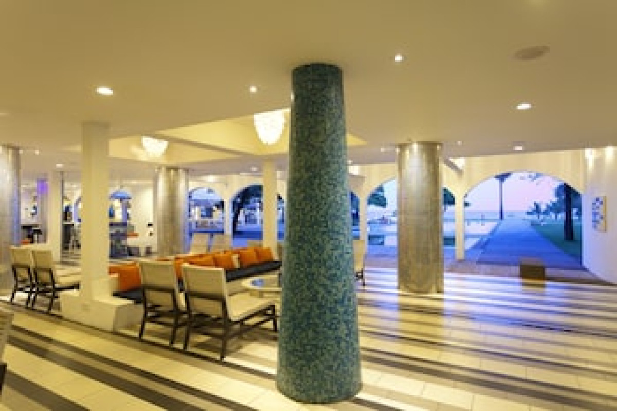 TRINCO BLU BY CINNAMON