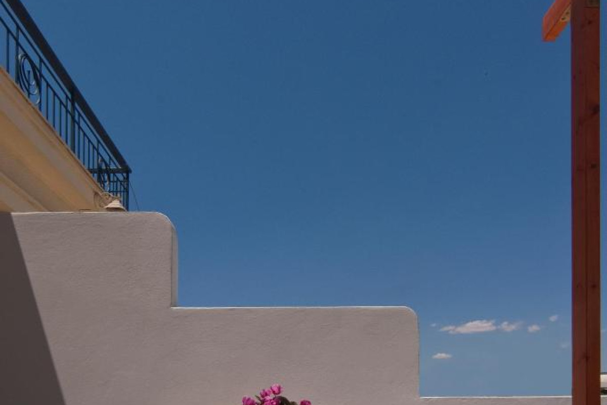 Triton Hotel Piraeus