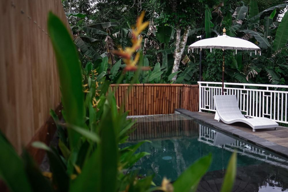Triyana Resort Carangsari