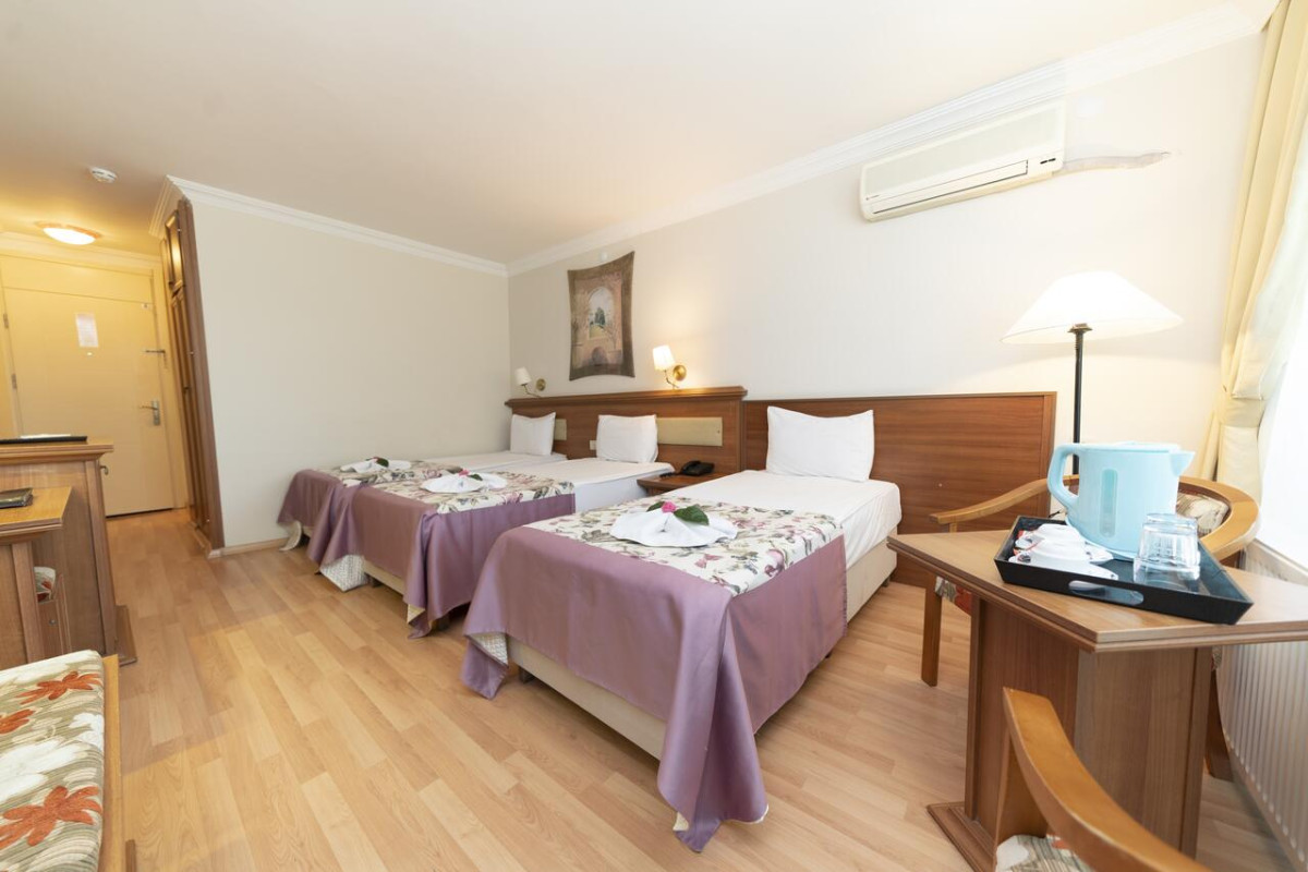 TROIA TUSAN HOTEL