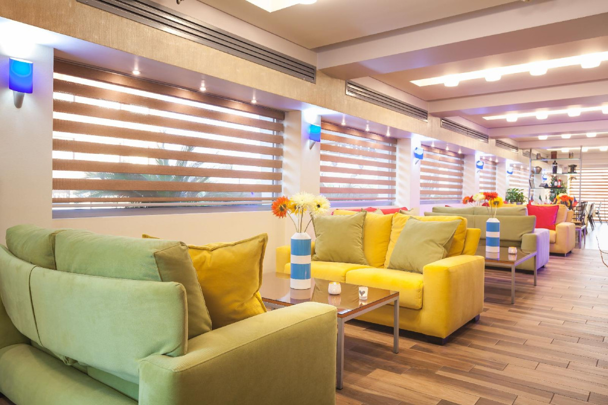 Tropical Hotel