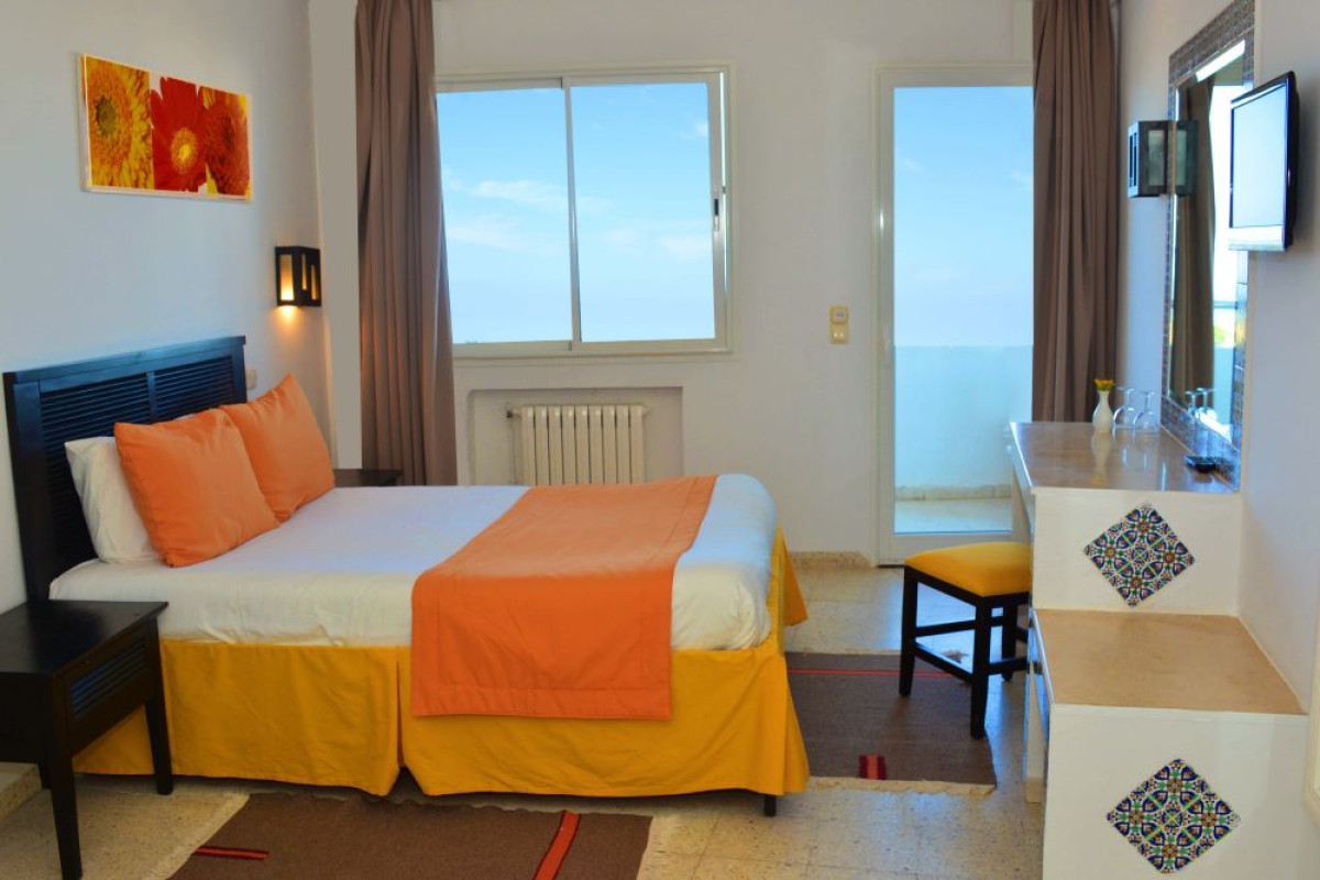 TROPICANA CLUB & SPA