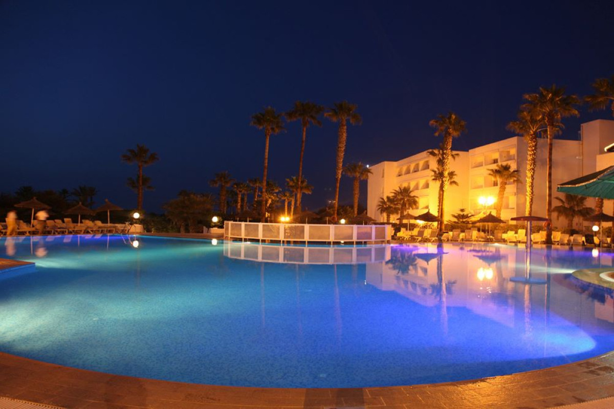 TROPICANA CLUB & SPA