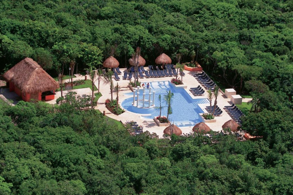 TRS Yucatan Hotel