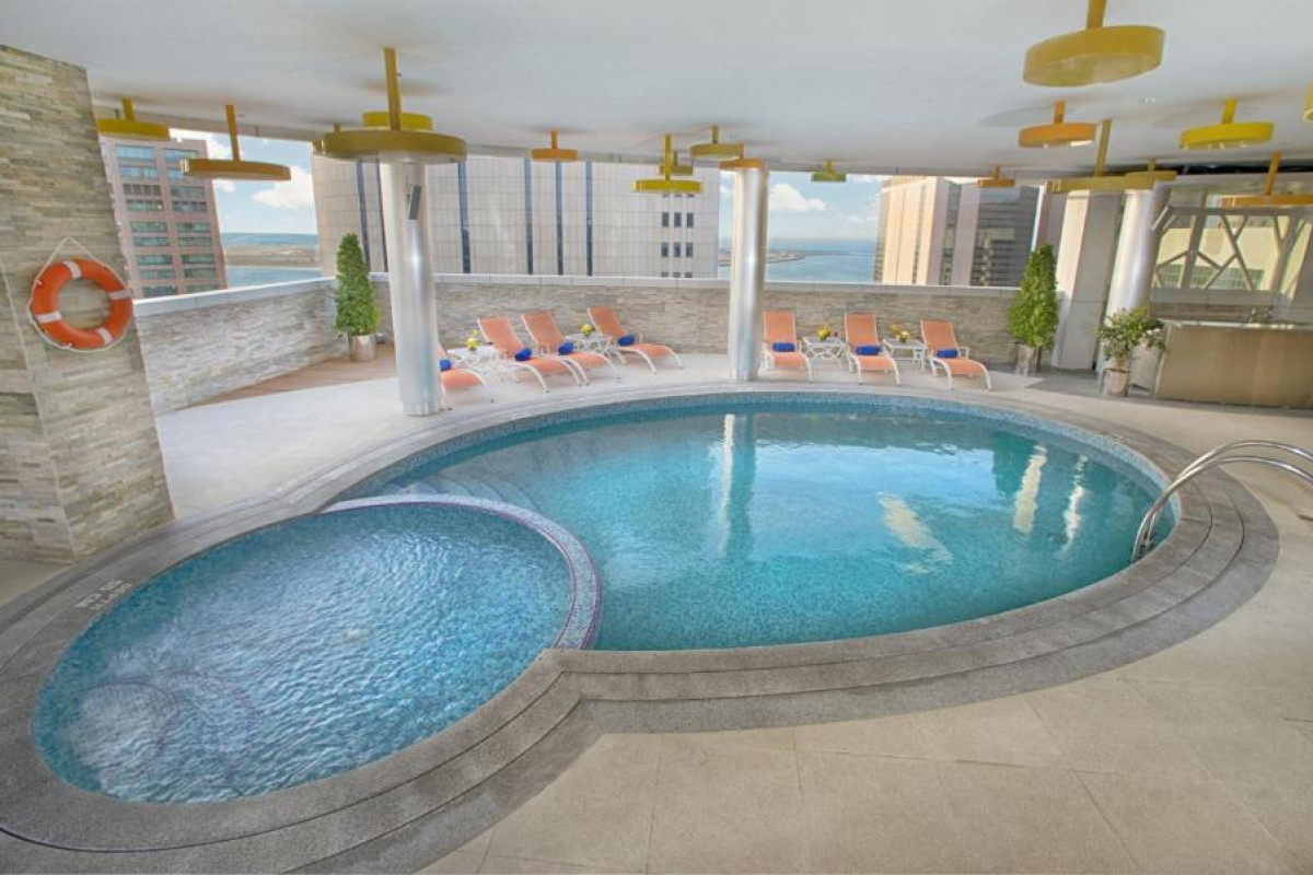 Hotel TRYP by Wyndham Abu Dhabi City Center
