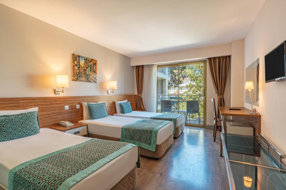 TU CASA GELIDONYA HOTEL