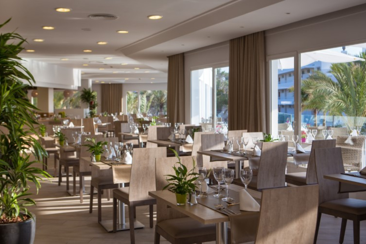 Insotel Tarida Beach Resort & SPA
