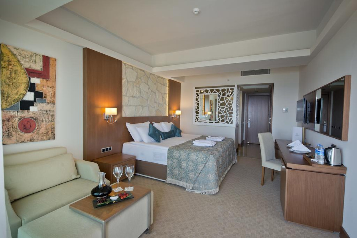 TUI DAY & NIGHT Connected Club Life Belek