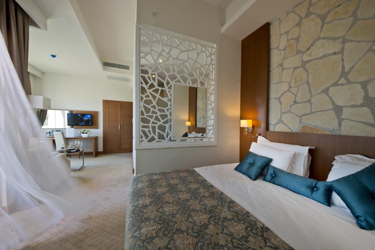 TUI DAY & NIGHT Connected Club Life Belek