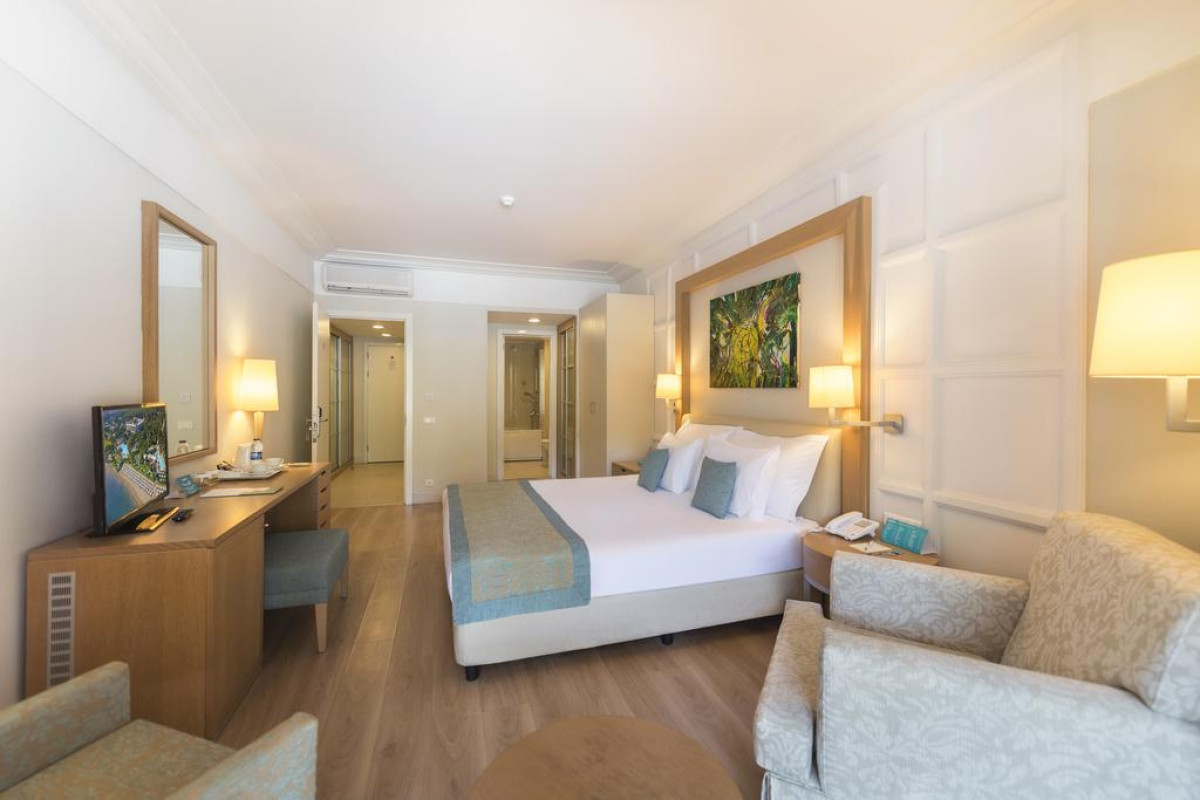 TURQUOISE HOTEL