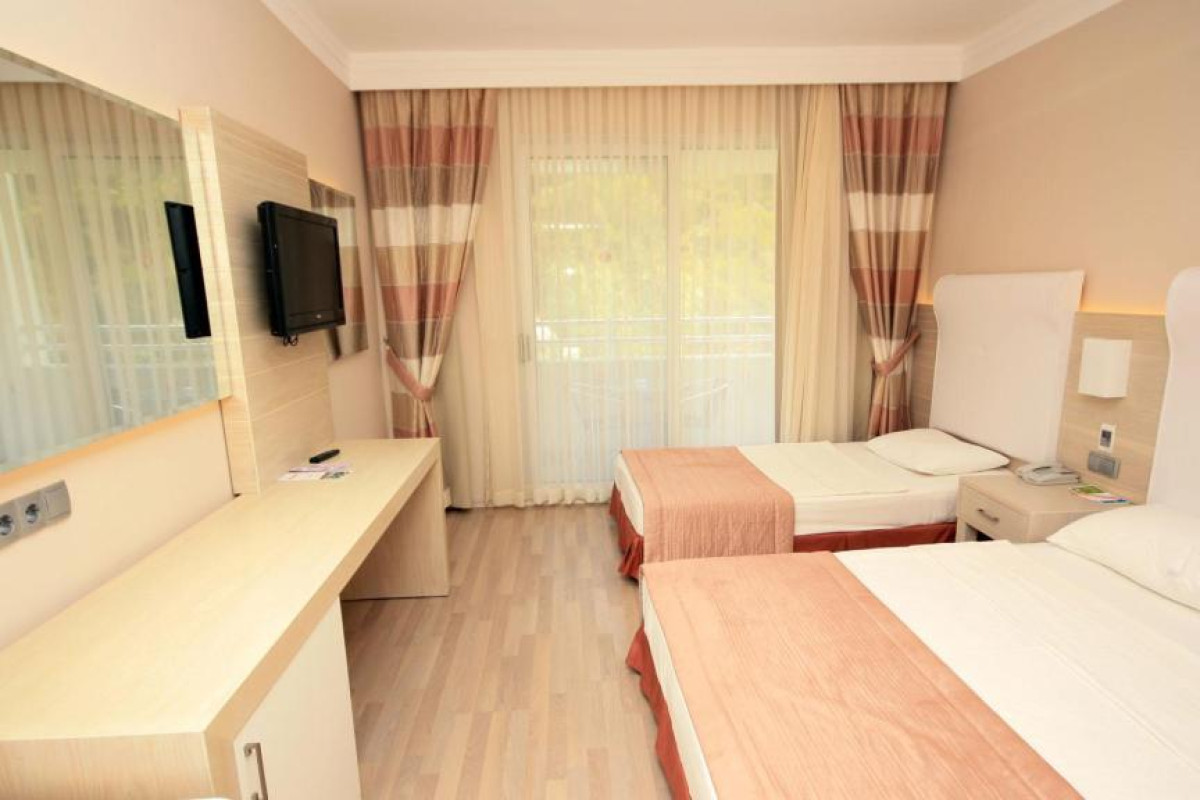 TURUNC RESORT HOTEL
