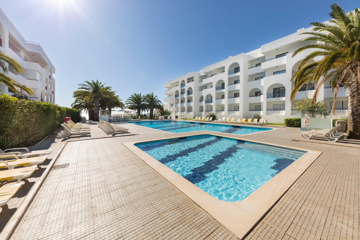 Ukino Terrace Algarve Concept