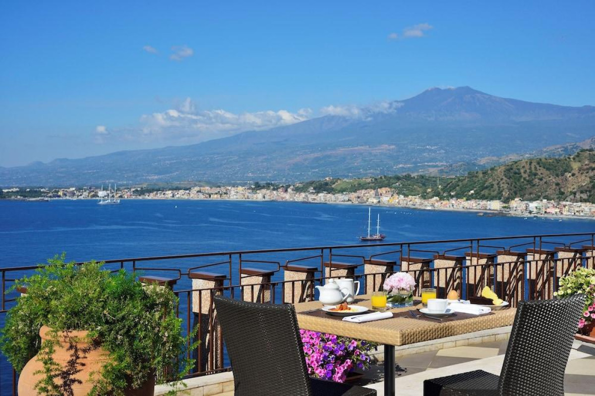 Unahotels Capotaormina