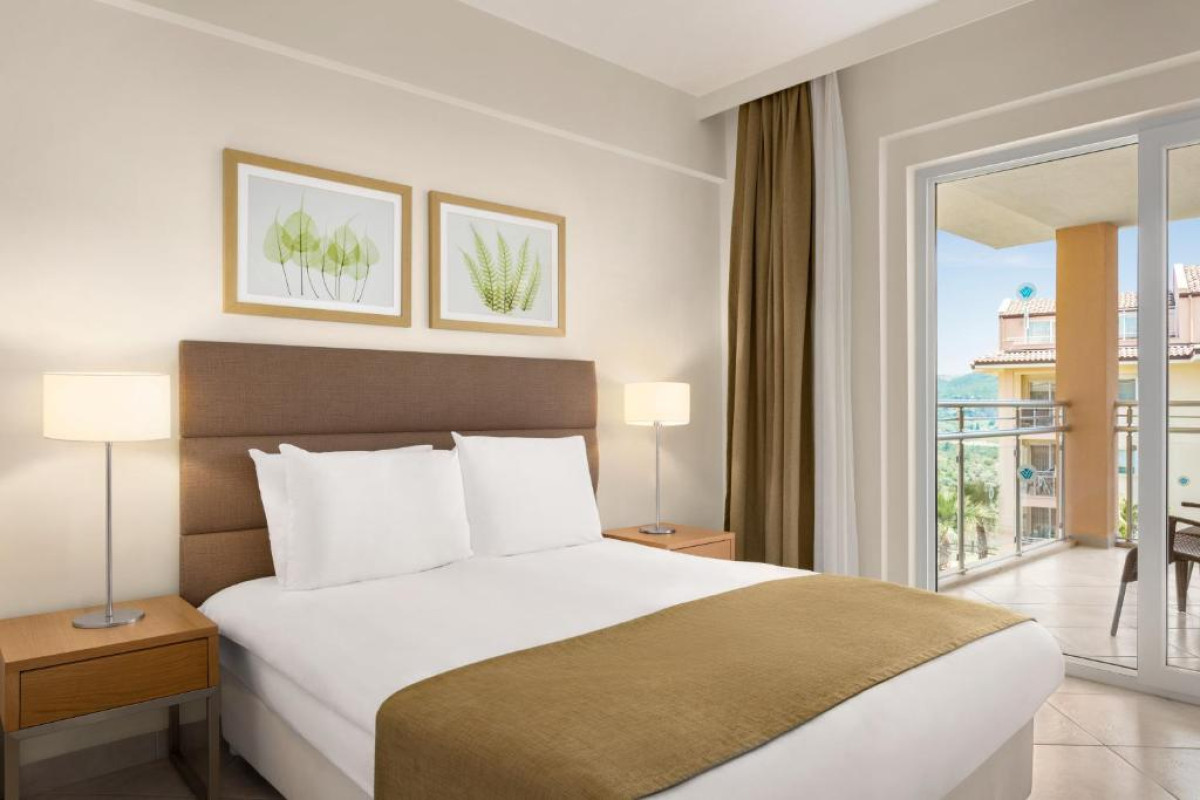 UNIQUE RESIDENCE HOTEL GOLF  SPA