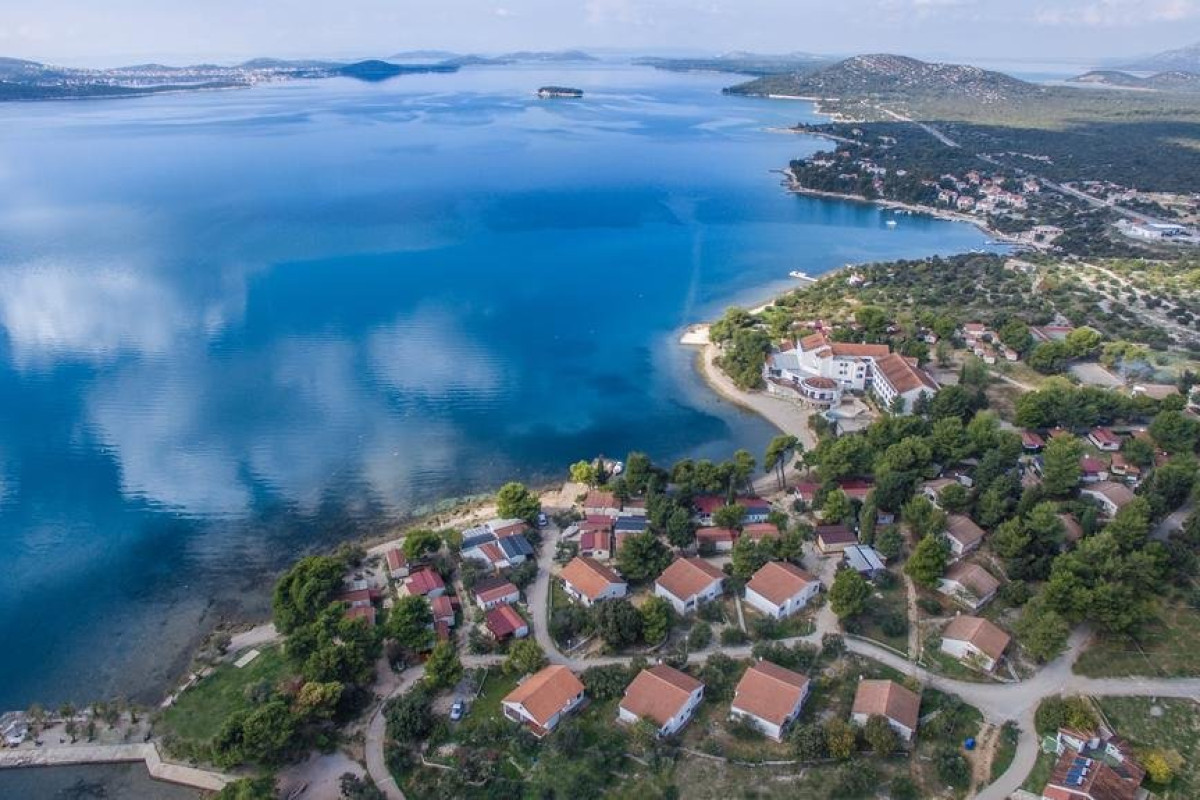MIRAN HOTEL (Pirovac)