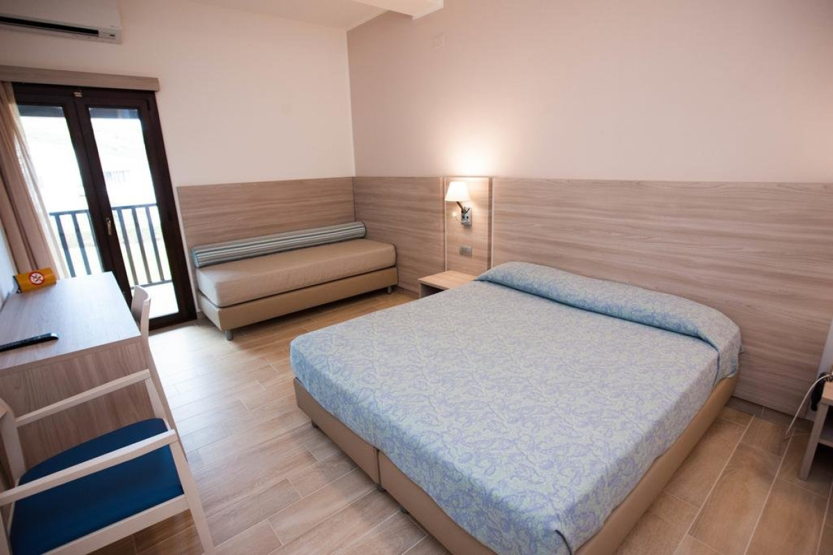 PORTO CONTE (SOCIAL si SENIORI)