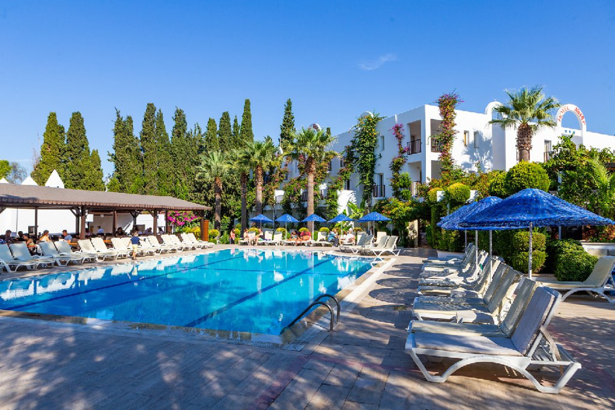 NATUR GARDEN HOTEL (Bitez)