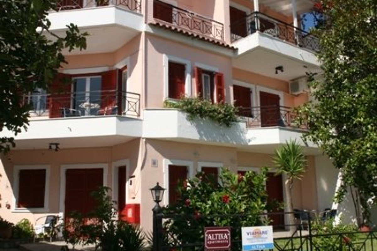 Altina Studios (Vasiliki Area)