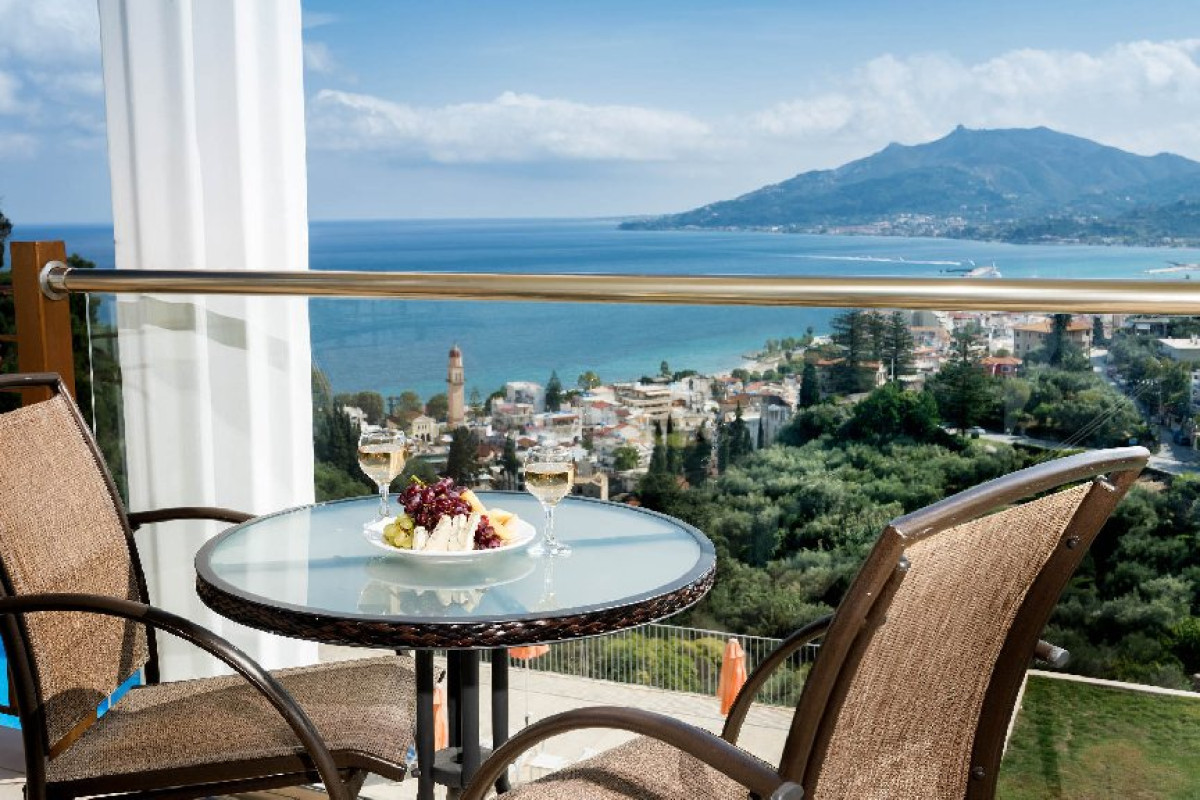 Avalon (Adults Only, + 18 ani) (Zante Town)