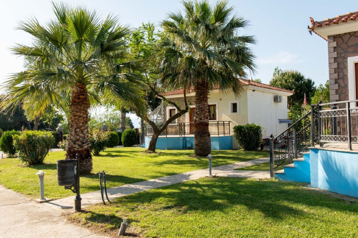 Kalloni Village