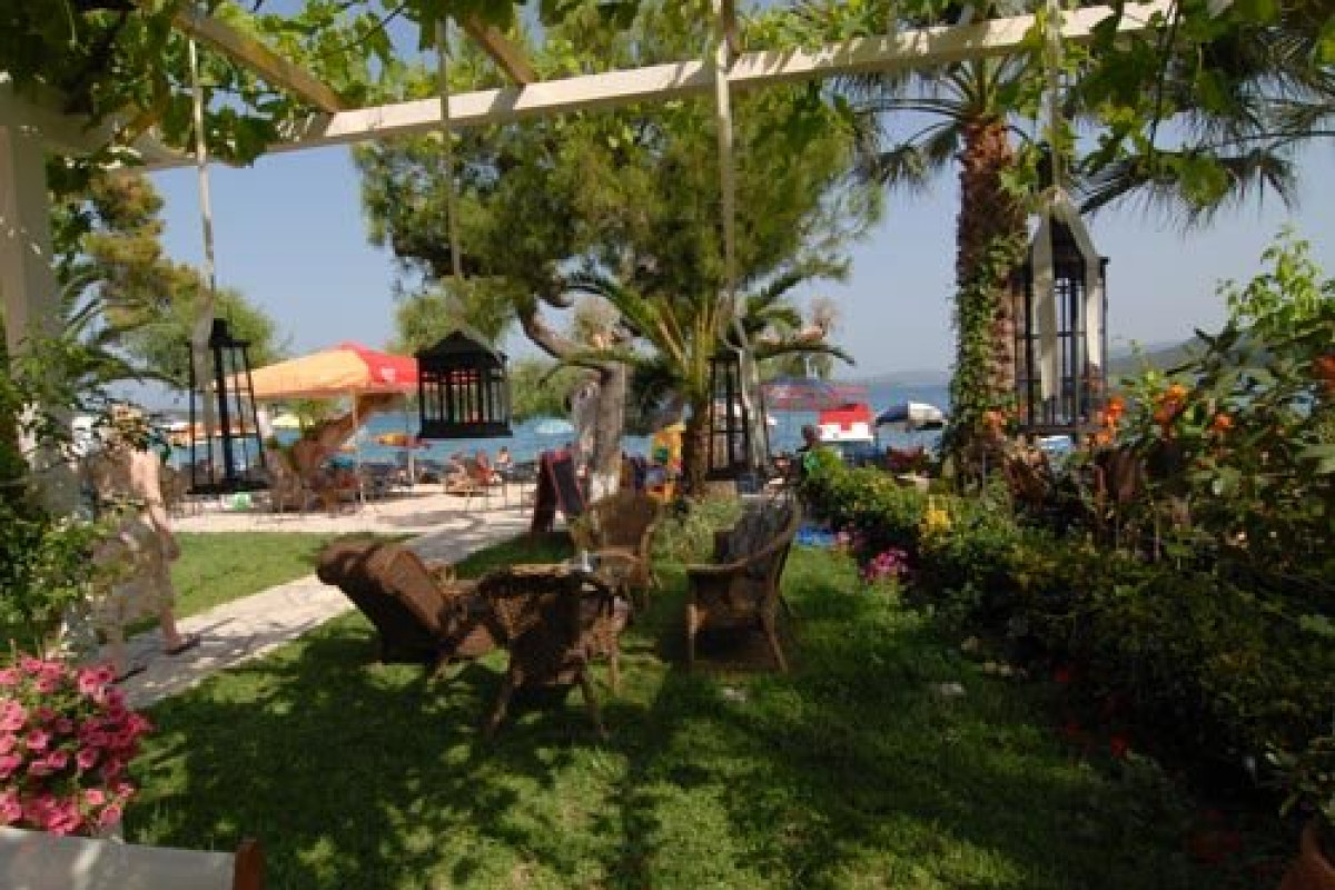 Eva Beach Hotel (Nidri)