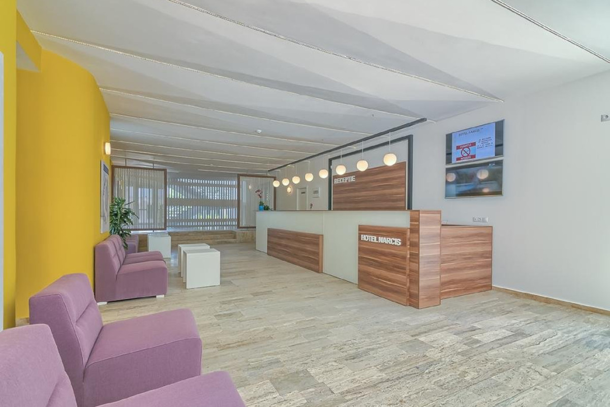 HOTEL NARCIS
