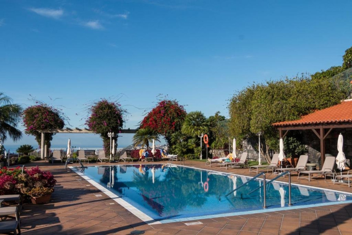 OCEAN GARDENS HOTEL