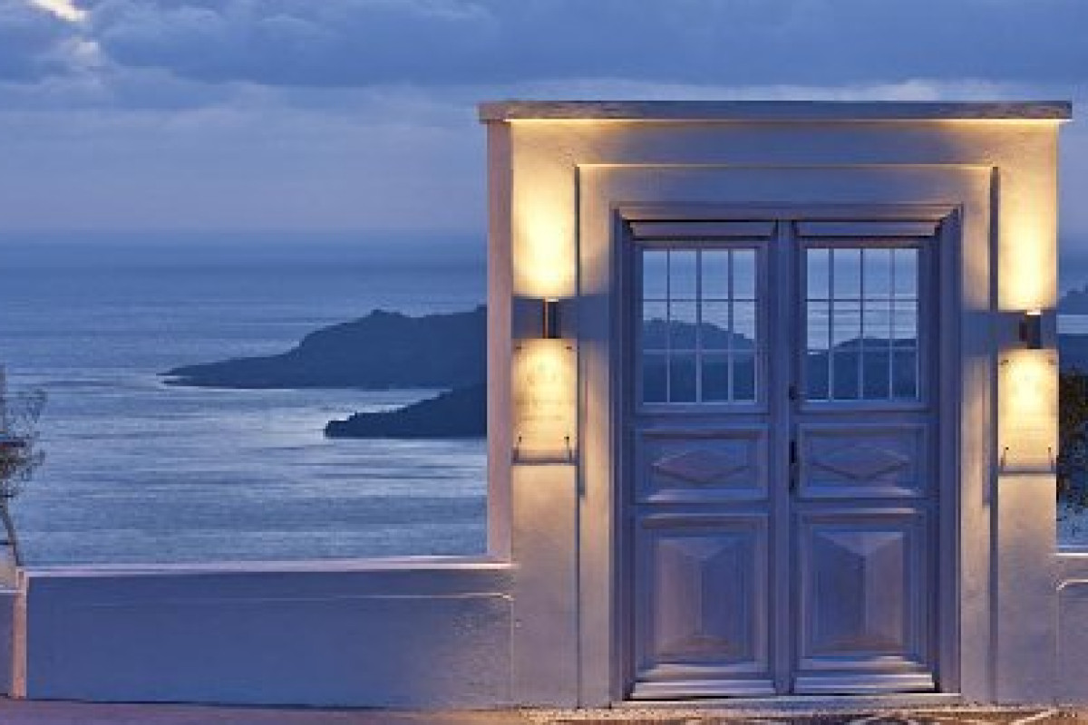 Petit Palace (Agia Irini - Fira - Santorini)