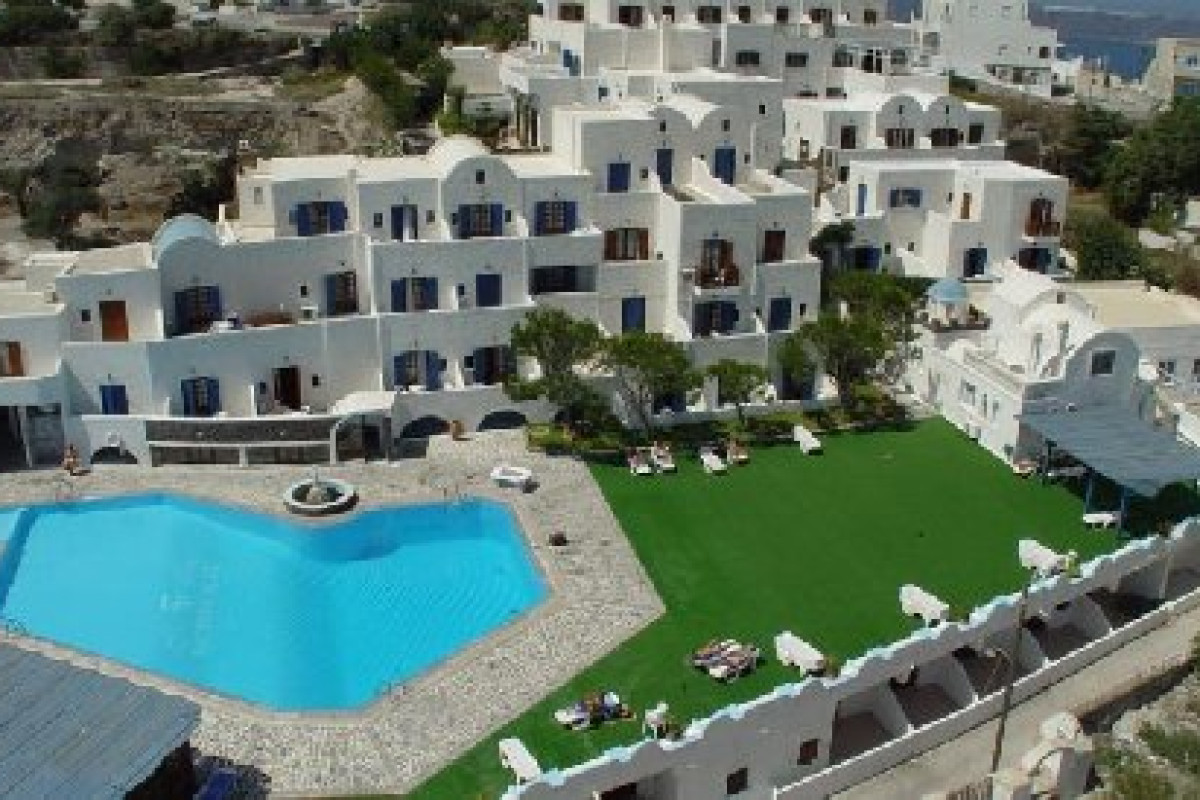 Santorini  Palace