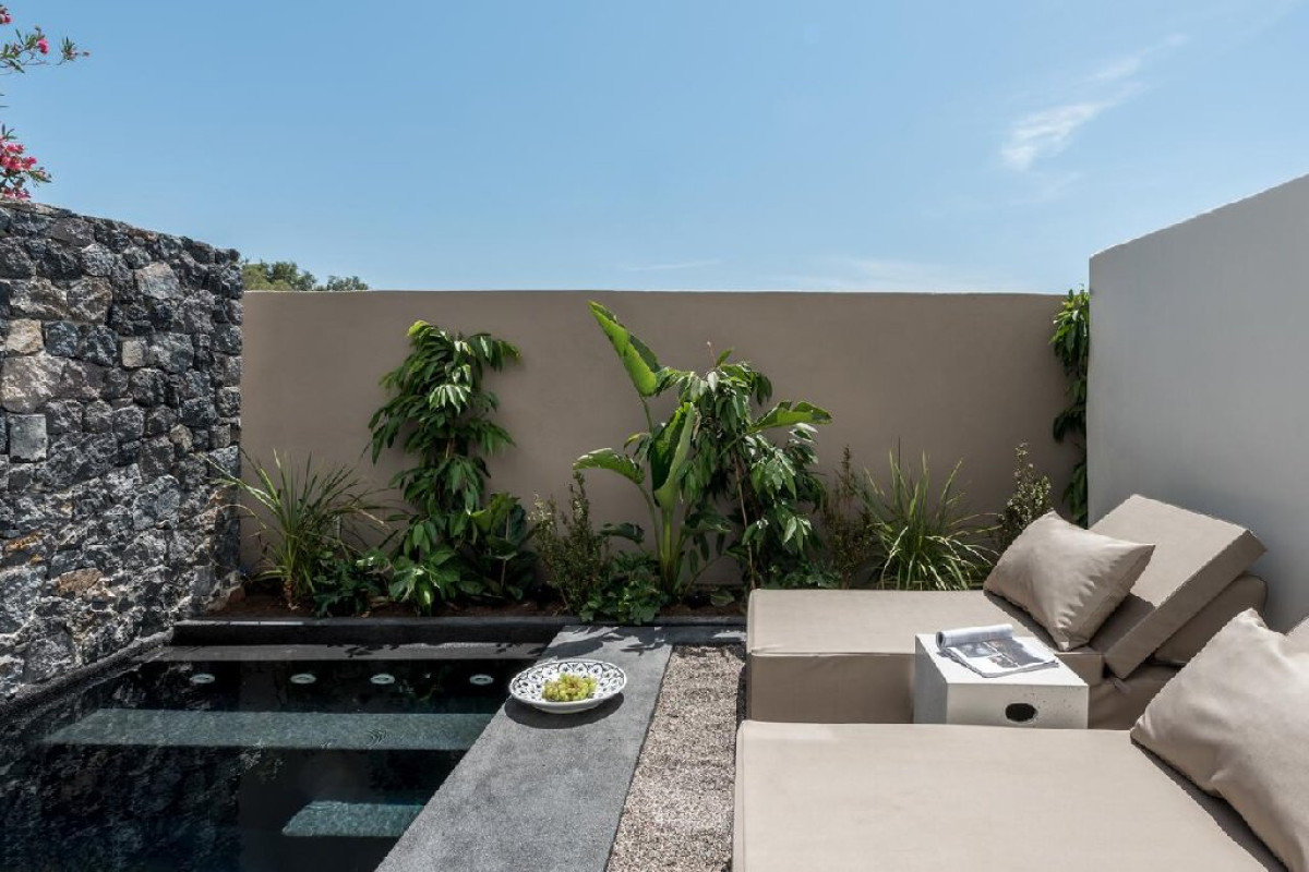 Istoria Hotel (Perivolos - Santorini)