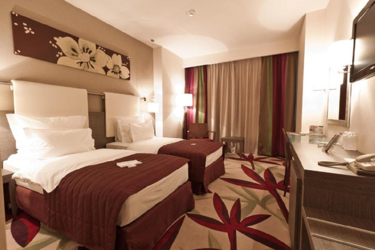 Hotel Golden Tulip Ana Dome