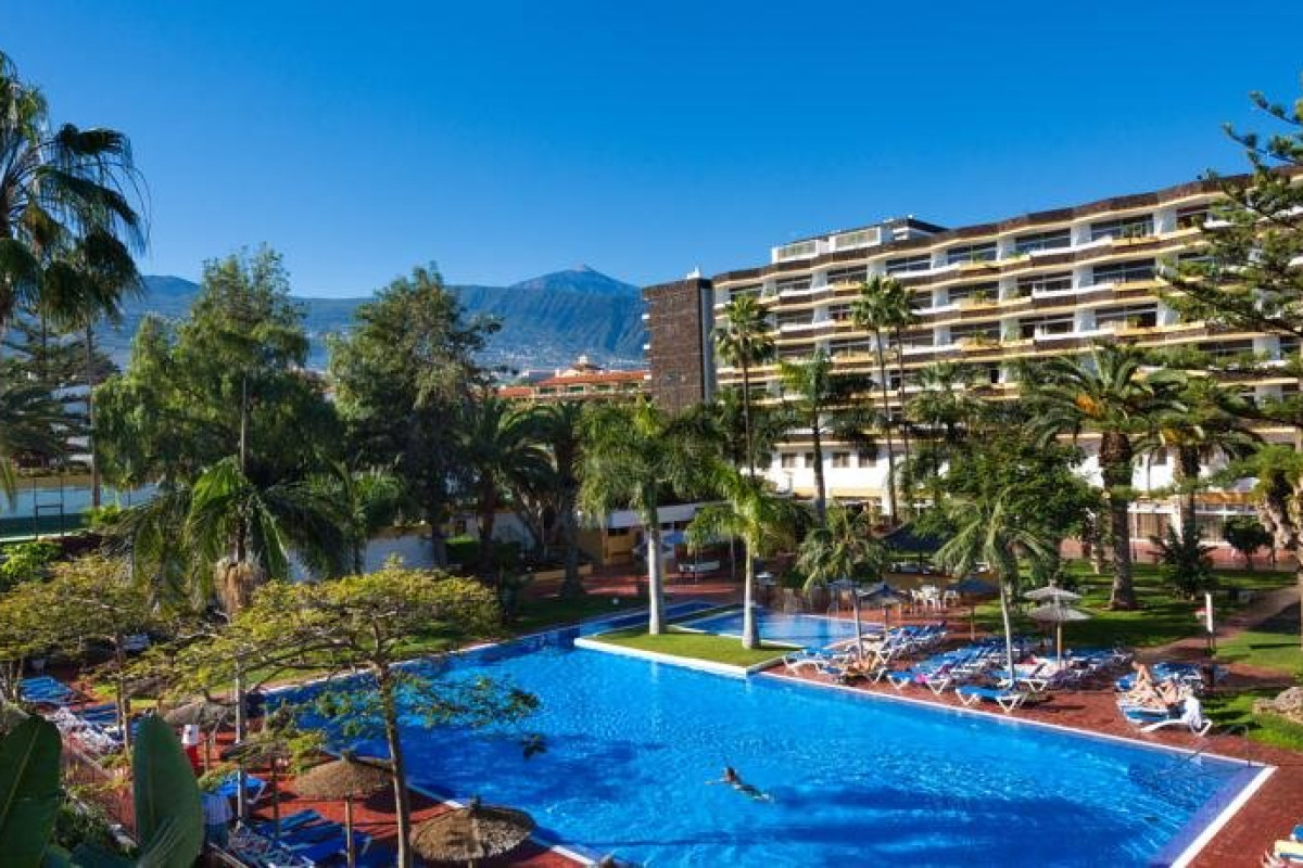 BLUE SEA PUERTO RESORT (TURISM SENIORI PESTE 55 ANI)