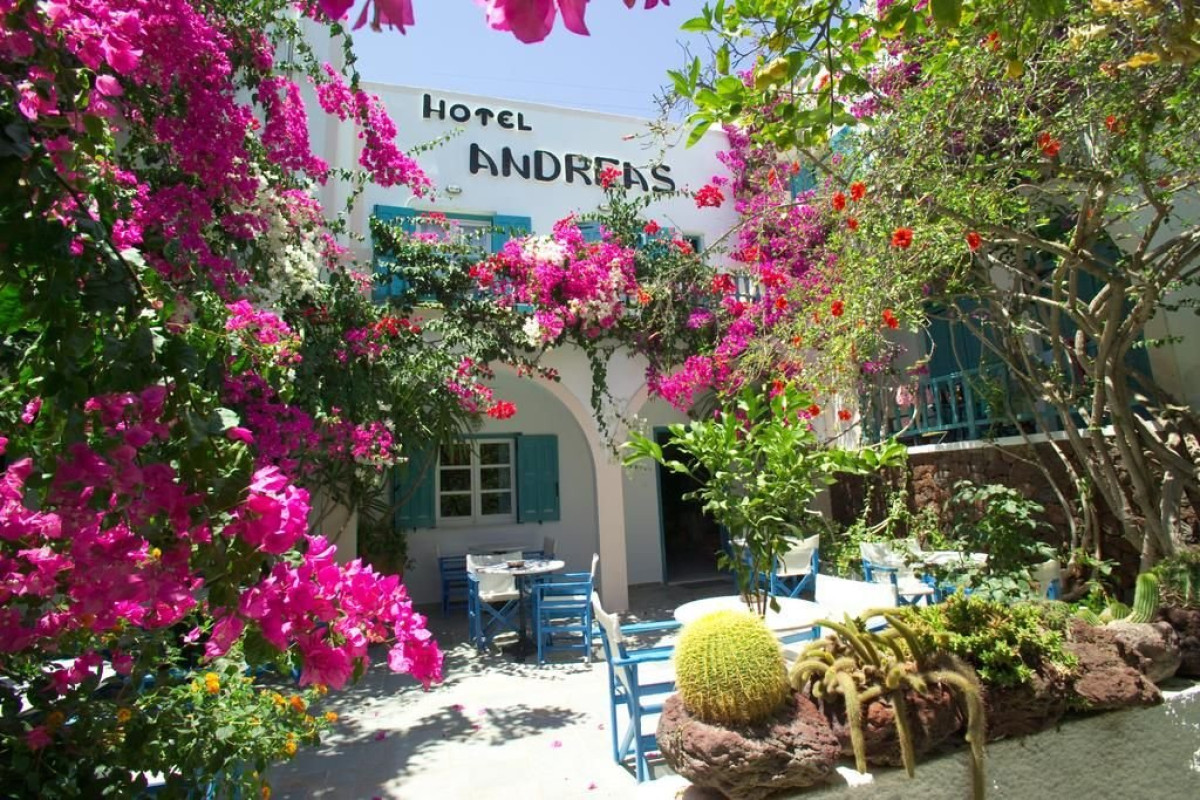 Andreas Hotel (Kamari Santorini)