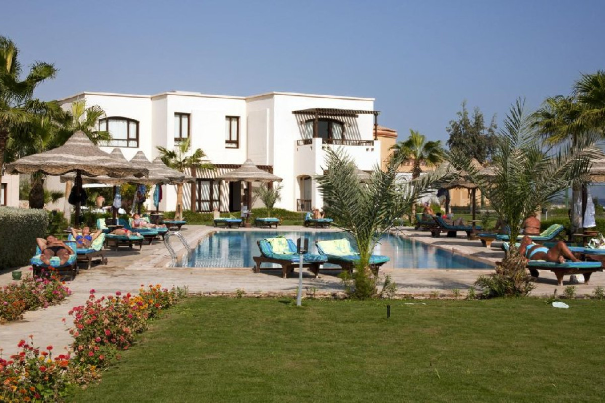 TAMRA BEACH RESORT