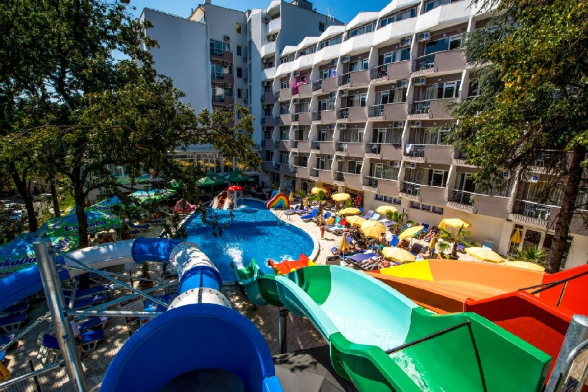 PRESTIGE DELUXE AQUAPARK CLUB