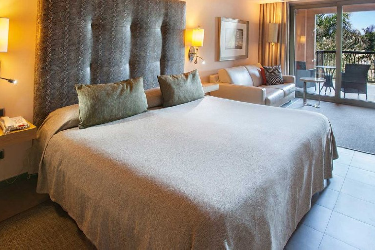 LOPESAN BAOBAB RESORT 5*