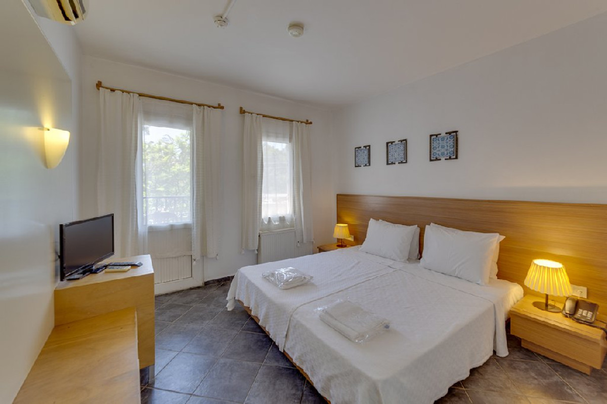 SERHAN HOTEL (Gumbet)