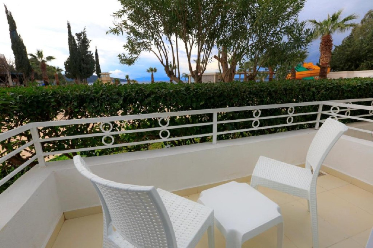 LABRANDA TMT BODRUM RESORT (Icmeler)