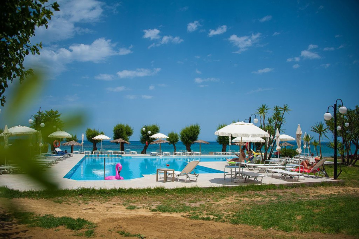 Mimoza Beach (Argassi)